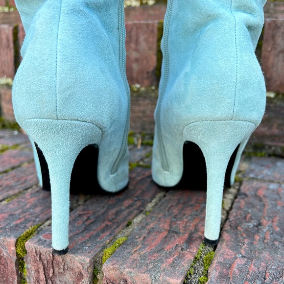 Vintage Blue Suede Boots Size 7 - Picture 3 of 16